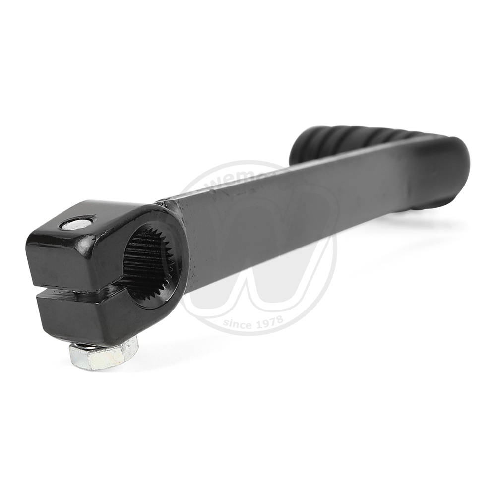 0HY4422_ae7906 three.jpg